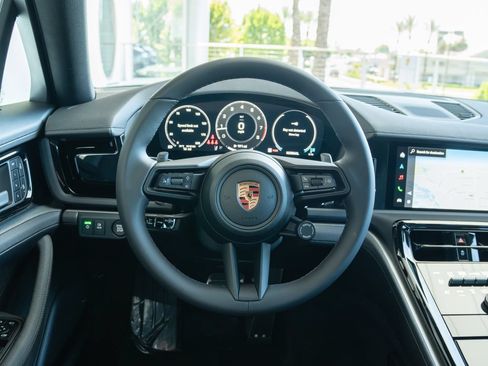 New 2026 Porsche Panamera 4 AWD/4WD image 19