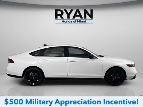 New 2025 Honda Accord SE image 5