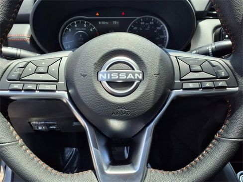New 2025 Nissan Versa SR w/ Trunk Package image 19