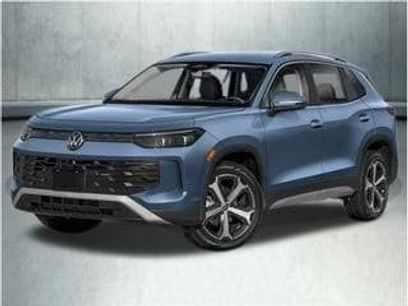 New 2026 Volkswagen Tiguan SE