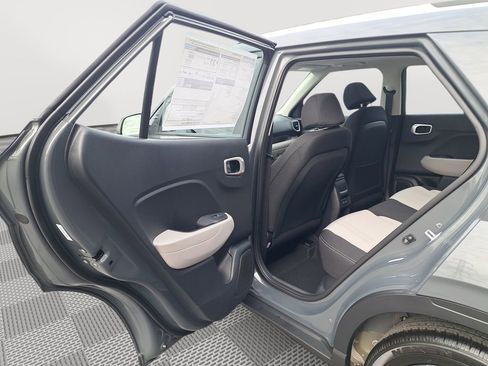 New 2026 Hyundai Venue SEL image 13