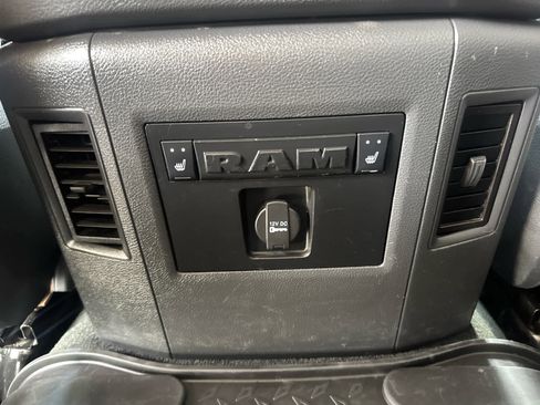 Used 2012 RAM 3500 Laramie w/ Cold Weather Group image 38