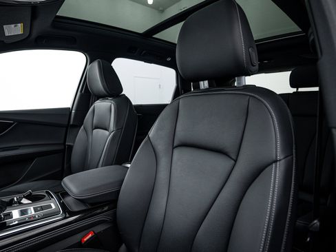 Certified 2025 Audi Q7 2.0T Premium Plus w/ Premium Plus Package image 16