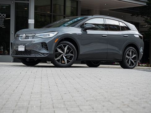 New 2025 Volkswagen ID.4 Pro S image 1