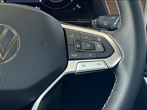 New 2026 Volkswagen Atlas SE image 23