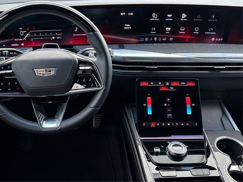 Used 2025 Cadillac Escalade V image 16