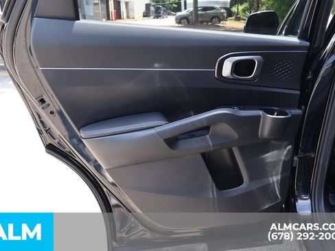Used 2025 Kia Sorento S w/ Panoramic Sunroof Package FWD image 18