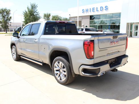 Used 2026 GMC Sierra 1500 Denali w/ Denali Reserve Package AWD/4WD image 4