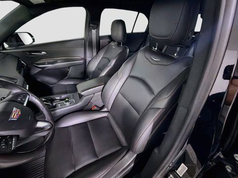 Used 2021 Cadillac XT4 Sport w/ Cold Weather Package FWD image 13