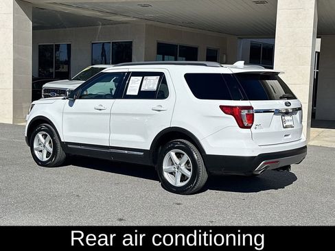 Used 2016 Ford Explorer XLT image 5