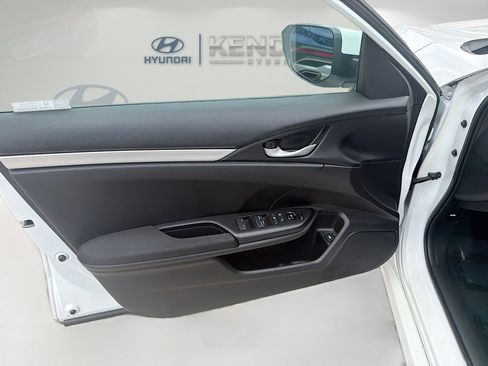 Used 2021 Honda Civic LX image 16