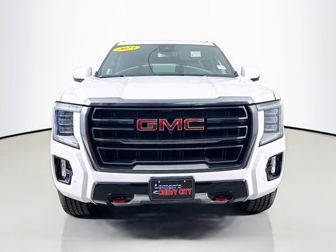 Used 2023 GMC Yukon AT4 w/ AT4 Premium Package AWD/4WD image 2