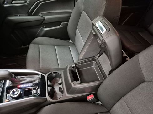 Used 2024 Chevrolet Colorado Trail Boss w/ LPO, Dark Essentials Package image 36