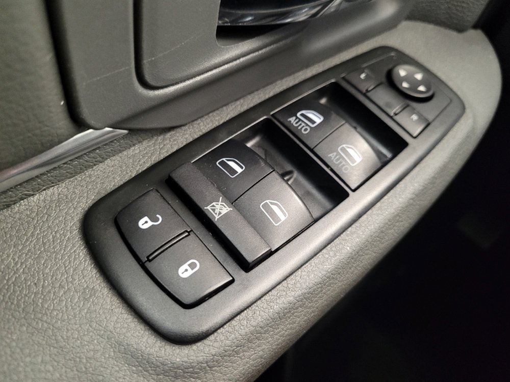 Used 2014 RAM 2500 SLT AWD/4WD image 27