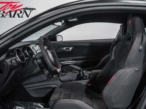 Used 2018 Ford Mustang Shelby GT350R w/ GT350R Equipment Group 920A RWD image 26