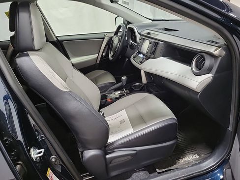 Used 2018 Toyota RAV4 Limited w/ Advanced Technology Package AWD/4WD image 3