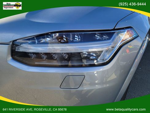 Used 2017 Volvo XC90 T6 R-Design w/ Vision Package image 5