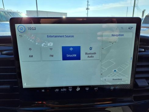 Used 2023 Ford Transit 350 XLT image 18