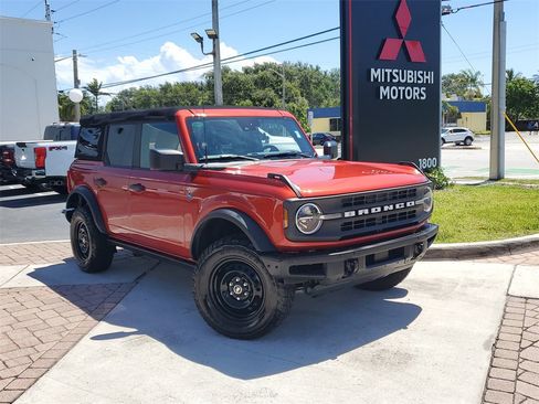 Used 2022 Ford Bronco Black Diamond image 28