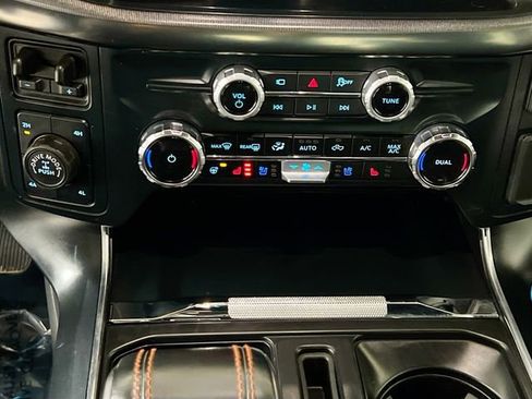 Used 2025 Ford F150 Raptor AWD/4WD image 11