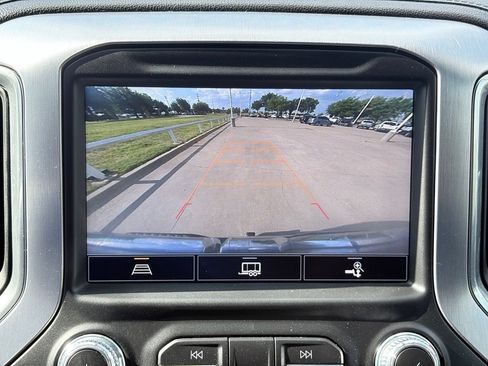 Used 2021 GMC Sierra 1500 SLT AWD/4WD image 10