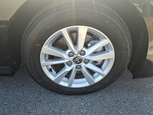 Used 2026 Toyota Camry LE image 4