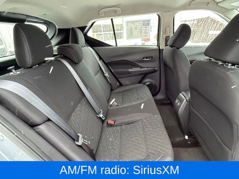 Used 2023 Nissan Kicks SV image 15