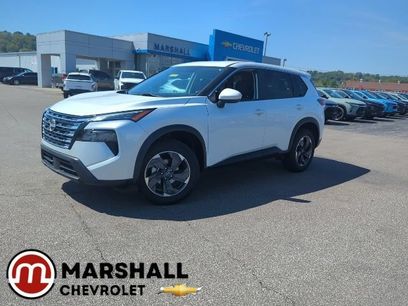 Used 2024 Nissan Rogue SV