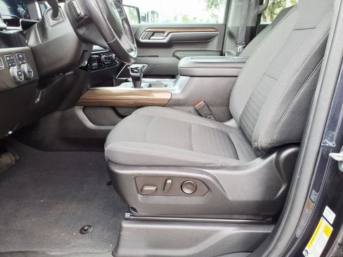 Used 2022 Chevrolet Silverado 1500 RST w/ Convenience Package II AWD/4WD image 21