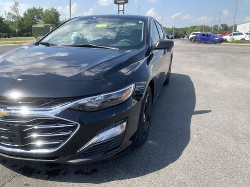 Used 2022 Chevrolet Malibu LS FWD image 11