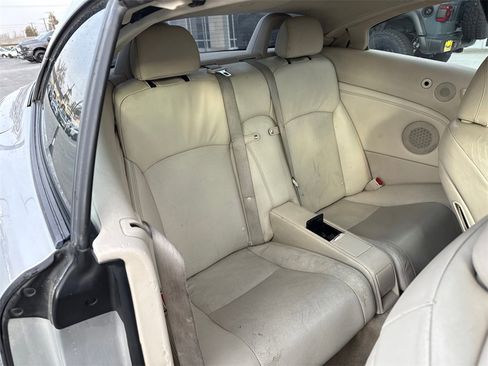 Used 2010 Lexus IS 250C image 12