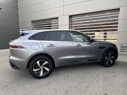 Certified 2024 Jaguar F-PACE R-Dynamic S AWD/4WD image 7