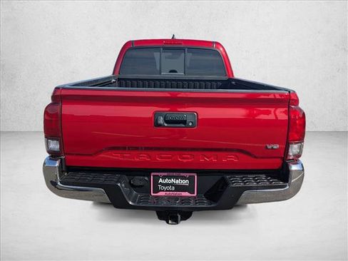 Used 2022 Toyota Tacoma SR5 RWD image 8