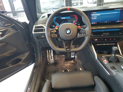 Used 2025 BMW M4 Coupe w/ Executive Package image 11