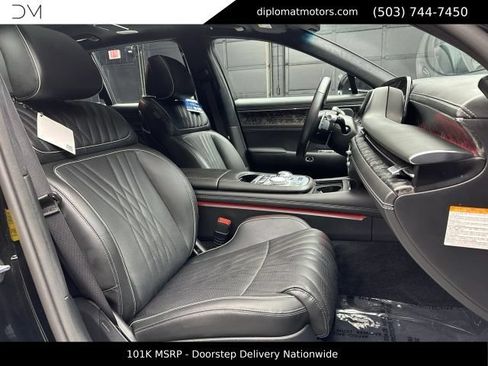 Used 2025 Genesis G90 3.5T AWD/4WD image 19