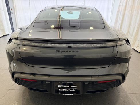 Used 2023 Porsche Taycan 4S image 8