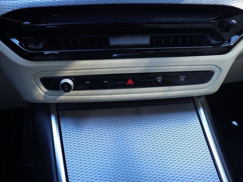 New 2026 BMW 330i Sedan w/ M Sport Package image 36