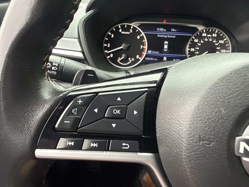Used 2024 Nissan Altima 2.5 SR FWD image 32
