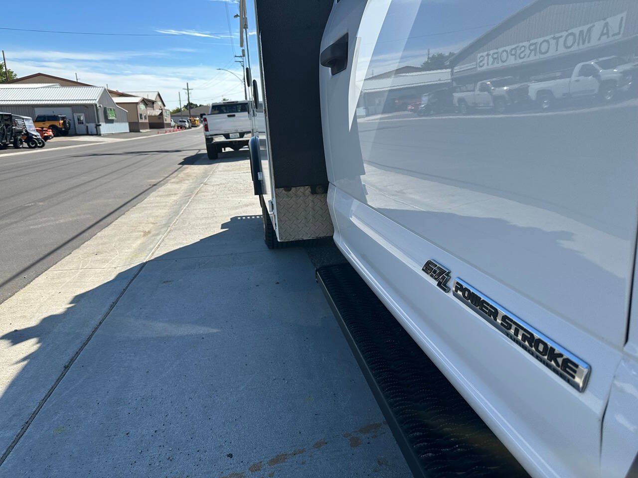Used 2018 Ford F550 4x4 Regular Cab Super Duty image 39
