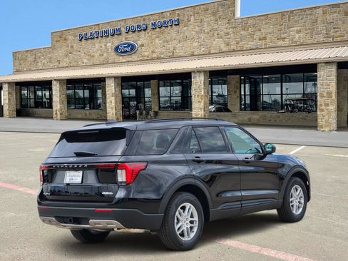 New 2026 Ford Explorer Active w/ Active Comfort Package RWD image 5