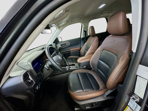 Used 2025 Ford Bronco Sport Outer Banks w/ Outer Banks Tech Package+ AWD/4WD image 13
