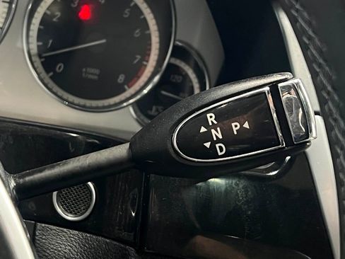 Used 2013 Mercedes-Benz E 350 4MATIC Sedan image 30