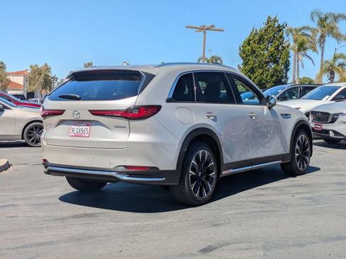 Used 2024 MAZDA CX-90 Plug-In Hybrid w/ Premium Pkg image 5