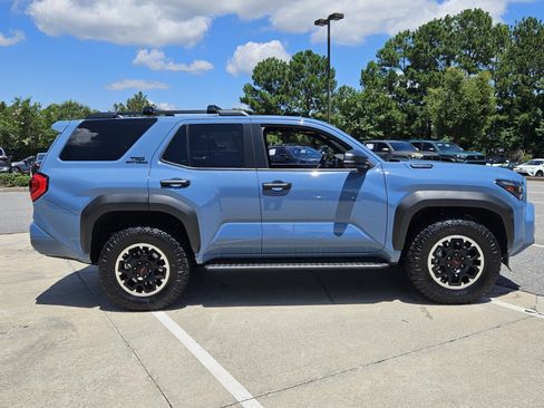 Used 2025 Toyota 4Runner TRD Off-Road AWD/4WD image 5
