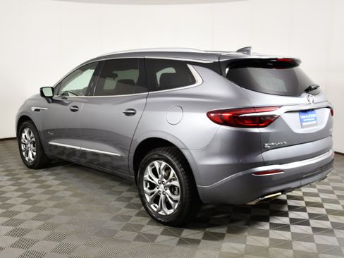 Used 2021 Buick Enclave Avenir w/ Avenir Technology Package AWD/4WD image 8