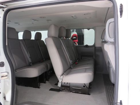 Used 2017 Nissan NV 3500 SV w/ SV Technology Package image 12