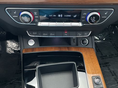 Used 2023 Audi Q5 2.0T Premium Plus w/ Premium Plus Package image 25