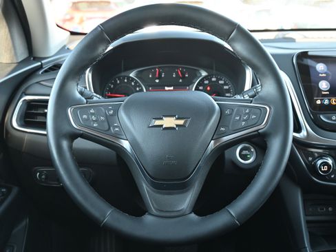 Used 2024 Chevrolet Equinox Premier FWD image 17