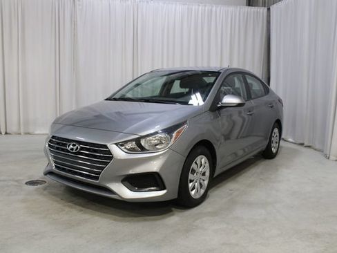Used 2021 Hyundai Accent SE FWD image 33