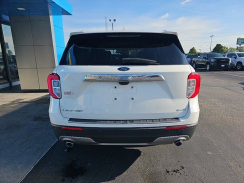 Used 2020 Ford Explorer Limited AWD/4WD image 4